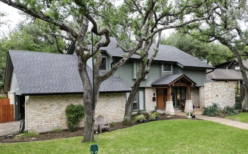 Roof replacement project — Central Texas (4)